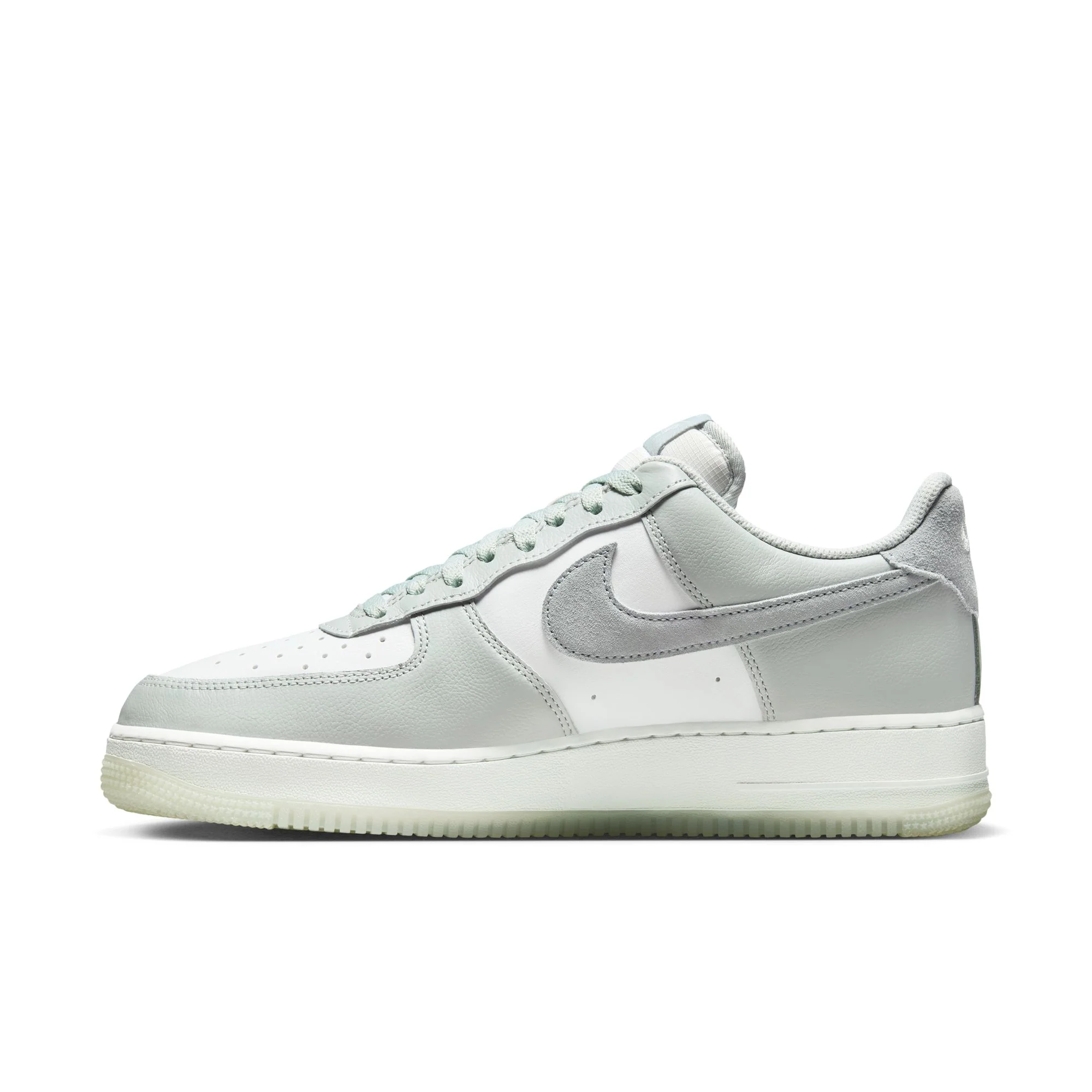 Air Force 1 '07 LV8 - Image 4