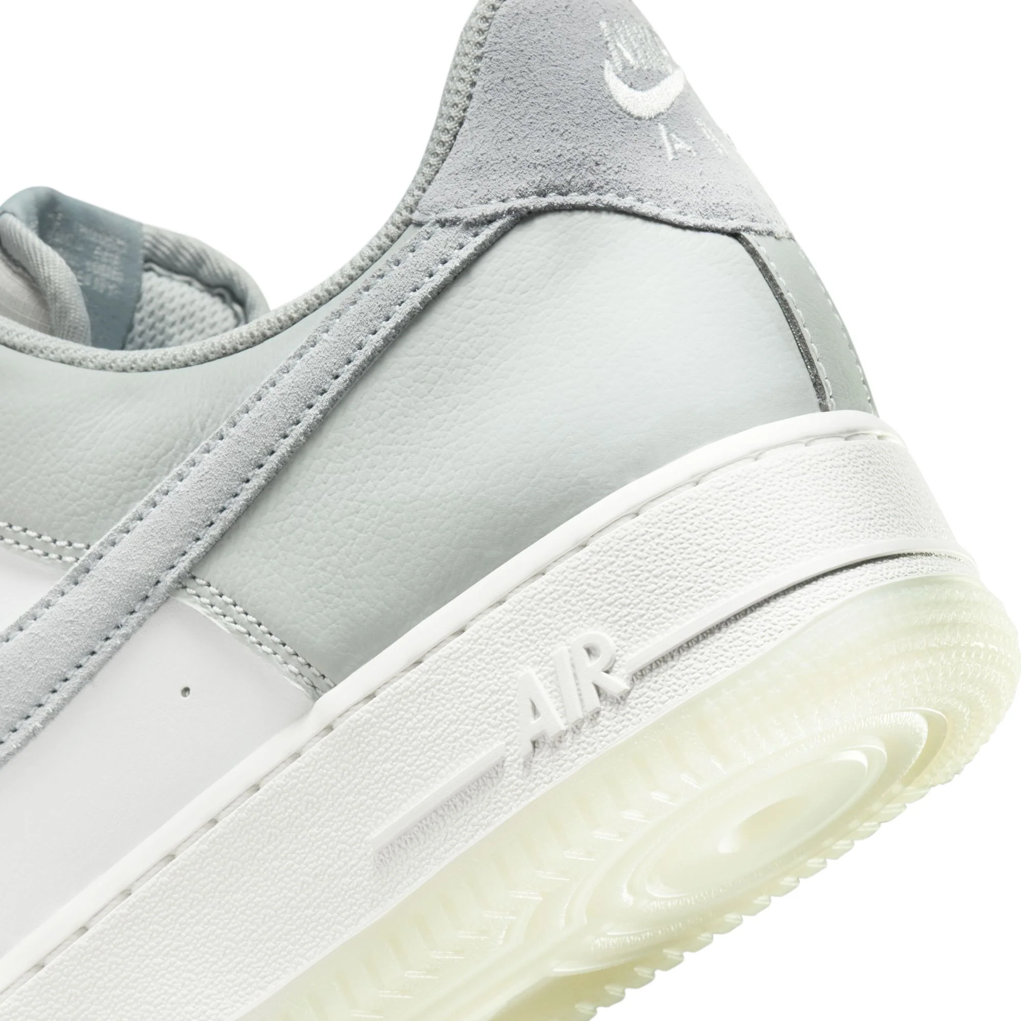 Air Force 1 '07 LV8 - Image 9