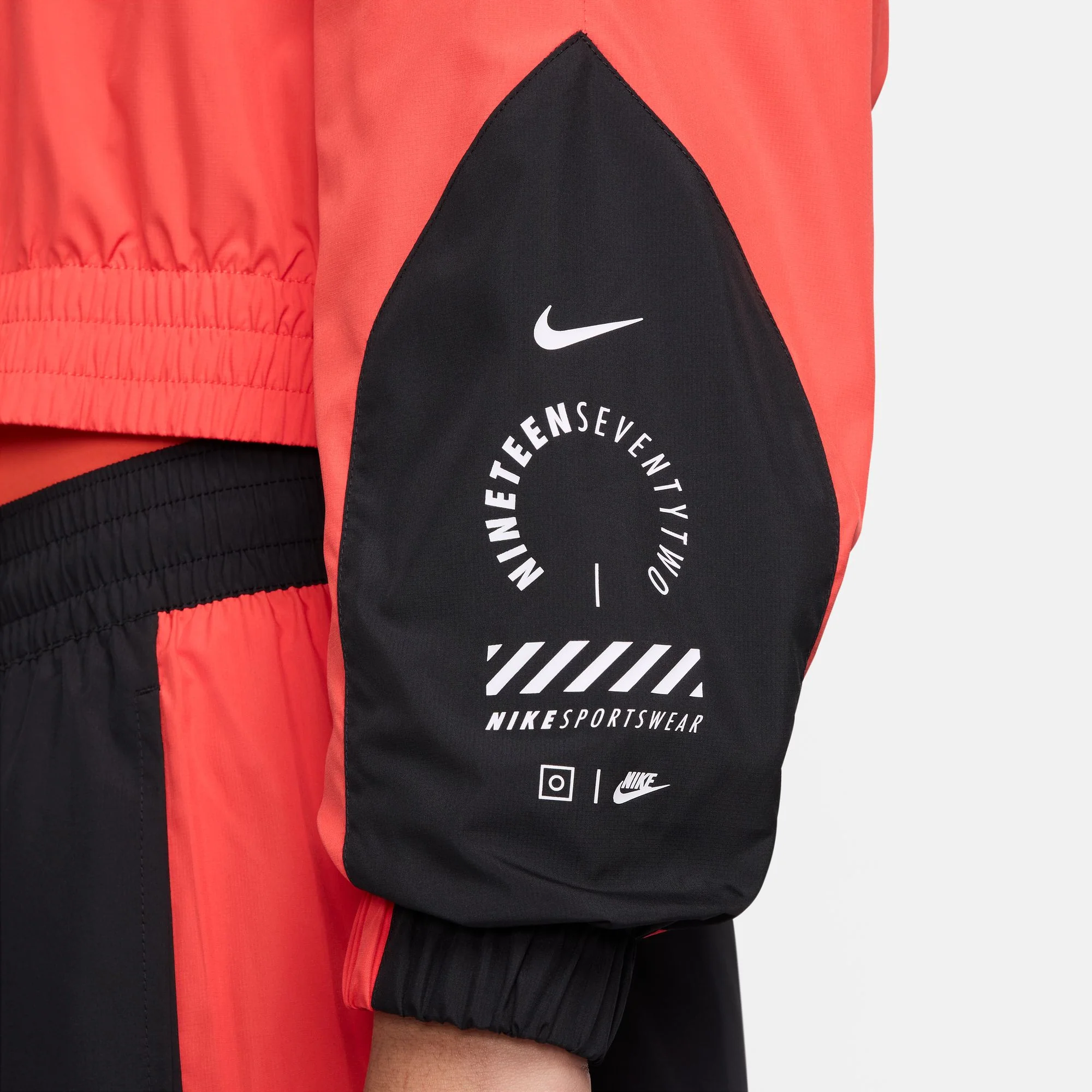 Nsw Woven Jacket - Image 7